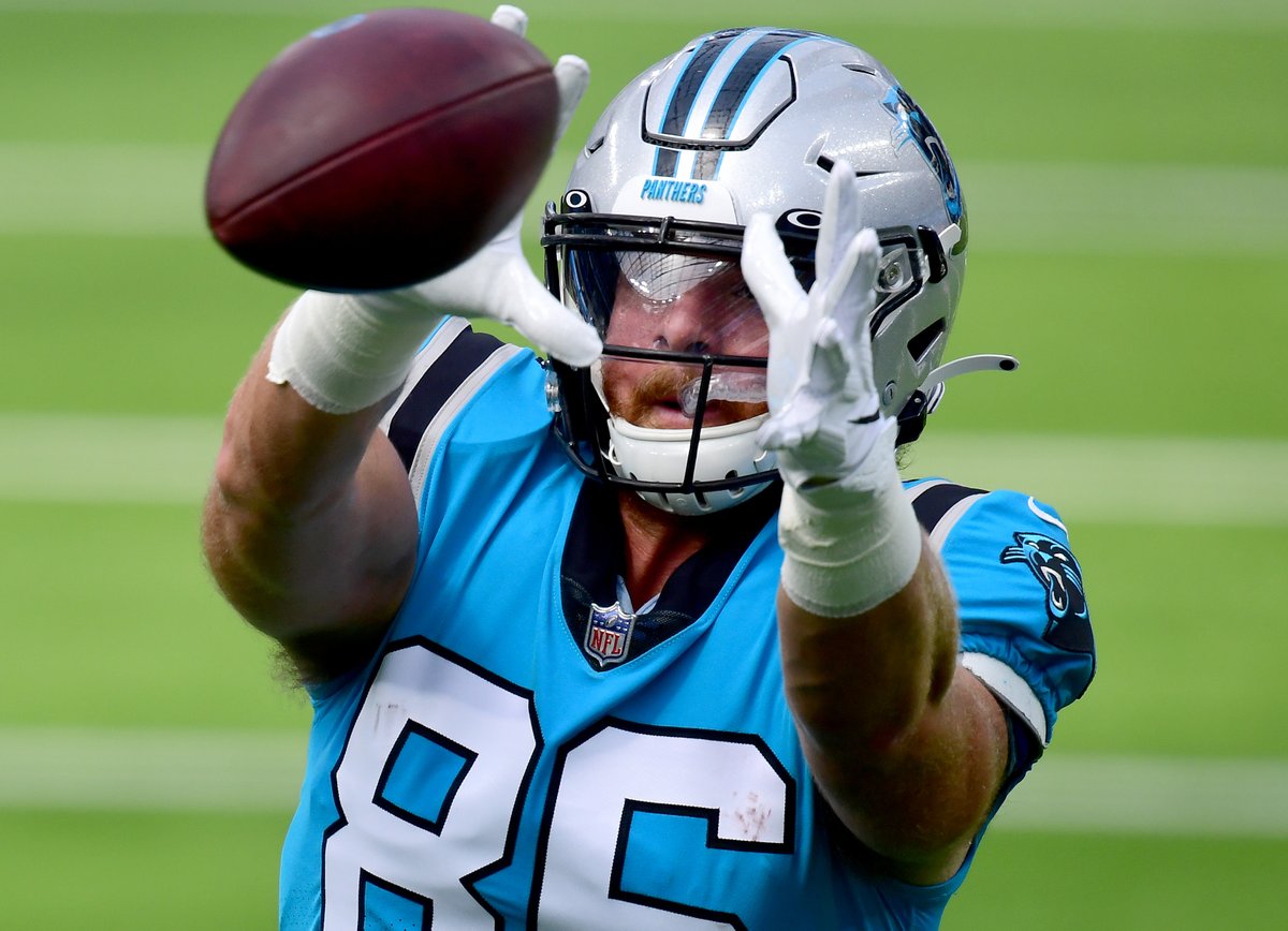 NFLonCBS's tweet photo. 26-year-old Colin Thompson had ZERO NFL touches before his TD catch for the Panthers. https://t.co/lZ8BmSRFzQ