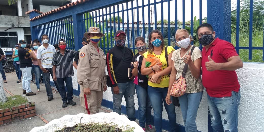 CircuitodosDe's tweet photo. Equipo de Educación  de García de Hevía presente en el Simulacro de Votación https://t.co/NMi34TTpJ5