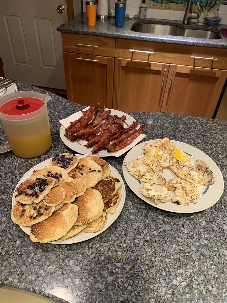 frisco0303's tweet photo. @OperationMAGA We had โBreakfast for Dinnerโ to commemorate it, including pancakes!
๐๐ฅ
#ThousandMAGAMarch https://t.co/DO2QScWhAe