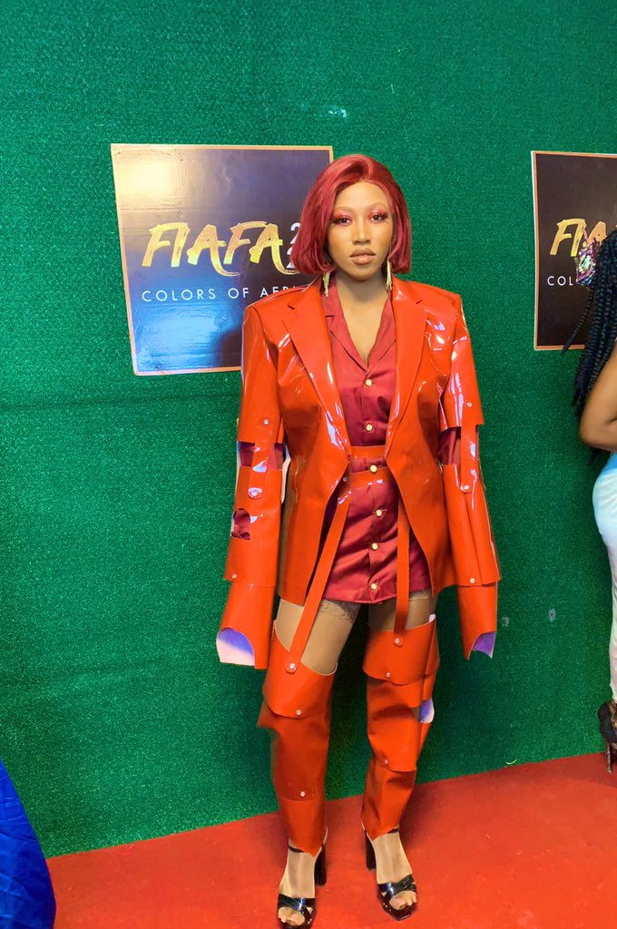 Mihney_Nelly's tweet photo. Red carpet Assassin #FIAFA styled by me designed by #JSdesigns https://t.co/RvZQl5QfPd