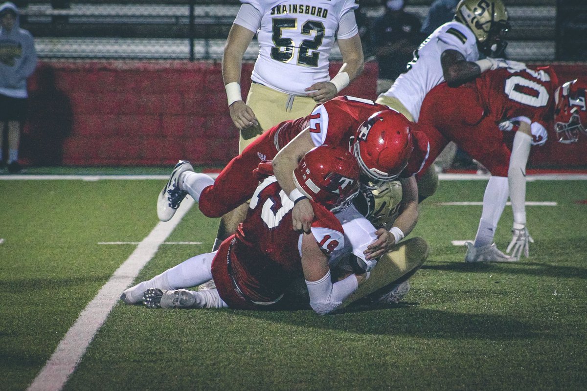 ToombsFootball1's tweet photo. Here's your Friday night recap in ๐ธ pics...
https://t.co/6bwBGiuVwV
#BeADog #ToombsCountyFootball https://t.co/kQ0DrI2Rf5