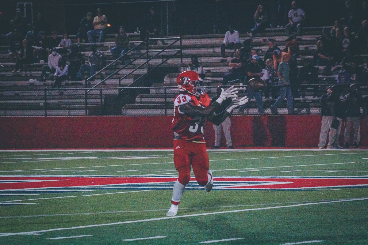 ToombsFootball1's tweet photo. Here's your Friday night recap in ๐ธ pics...
https://t.co/6bwBGiuVwV
#BeADog #ToombsCountyFootball https://t.co/kQ0DrI2Rf5