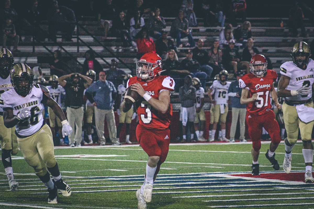 ToombsFootball1's tweet photo. Here's your Friday night recap in ๐ธ pics...
https://t.co/6bwBGiuVwV
#BeADog #ToombsCountyFootball https://t.co/kQ0DrI2Rf5