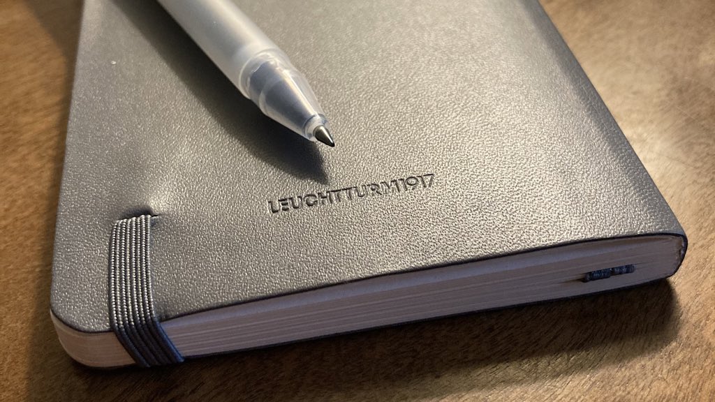 5aad's tweet photo. Was looking to buy a Field Notes notebook but found this new Leuchtturm1917 lying around. Now of only I can find a Le Pen lying around. #ScribbleScribble. https://t.co/Zu2VHm8HU7