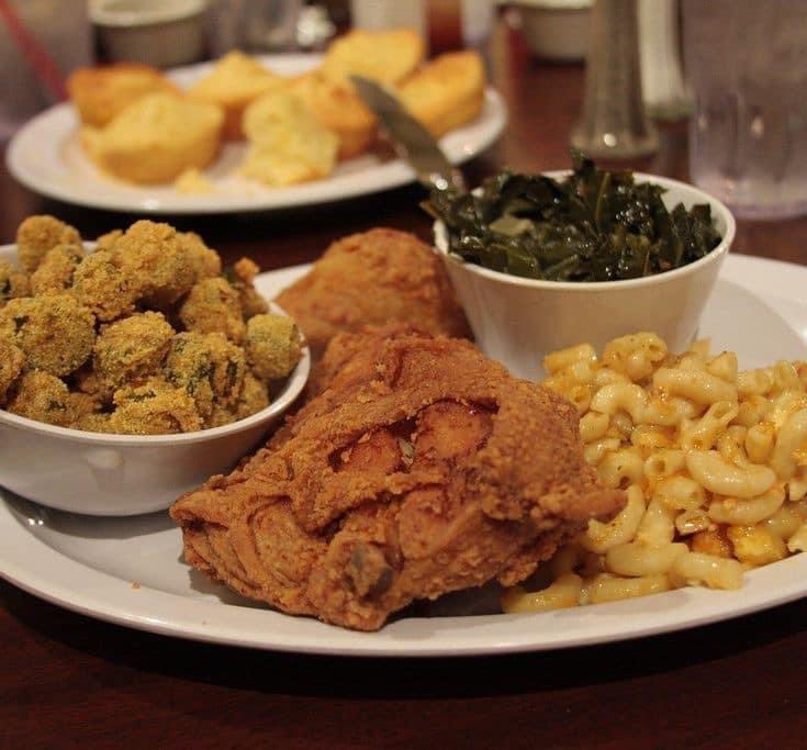 MichelleTheChef's tweet photo. Blessed Sunday! Comfort food for your soul w/All About Food! we have Baked or Smothered chicken, Ribs, Green, Mac n Cheese, Black Eye Peas, Rice n’ Gravy, Sautéed Okra &amp; Tomato &amp; more! All menu items available! Starts at 12:30 until sell out!  602-368-2911 #Phoenix Come Eat! https://t.co/8j1p9TvZOe