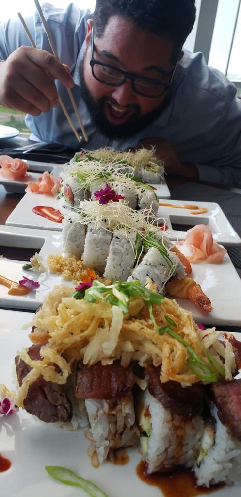 DaMediaMogul's tweet photo. November 15, 2017 was our very first Instagram post on Da Food Hunters page.

3 years later with 896 posts &amp; 2,412 organic Followers.

We will continue to deliver what everyone love to enjoy most out of their day &amp; that’s food

Stay safe &amp; eat well!

#DaFoodHunters #TweetLikeMick https://t.co/GPbuBAEyn5