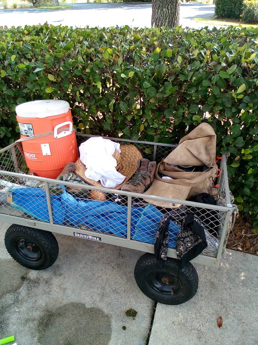 JimmyParis15's tweet photo. Hey addicts drunk's look at wagon a lady bought me in Ann arbor.its because I'm not a piece of shit that threatens a 50yo man with 2 dogs just trying to live. https://t.co/WO5e8LvBg8