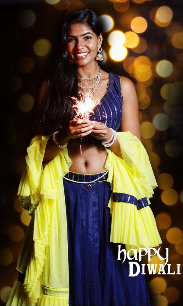 risingaadhya's tweet photo. Hope you all had a fantastic Diwali.. 

#Diwali2020 #diwali #tamilactress #seeru #tamilponnu https://t.co/6XXA2Edhe4