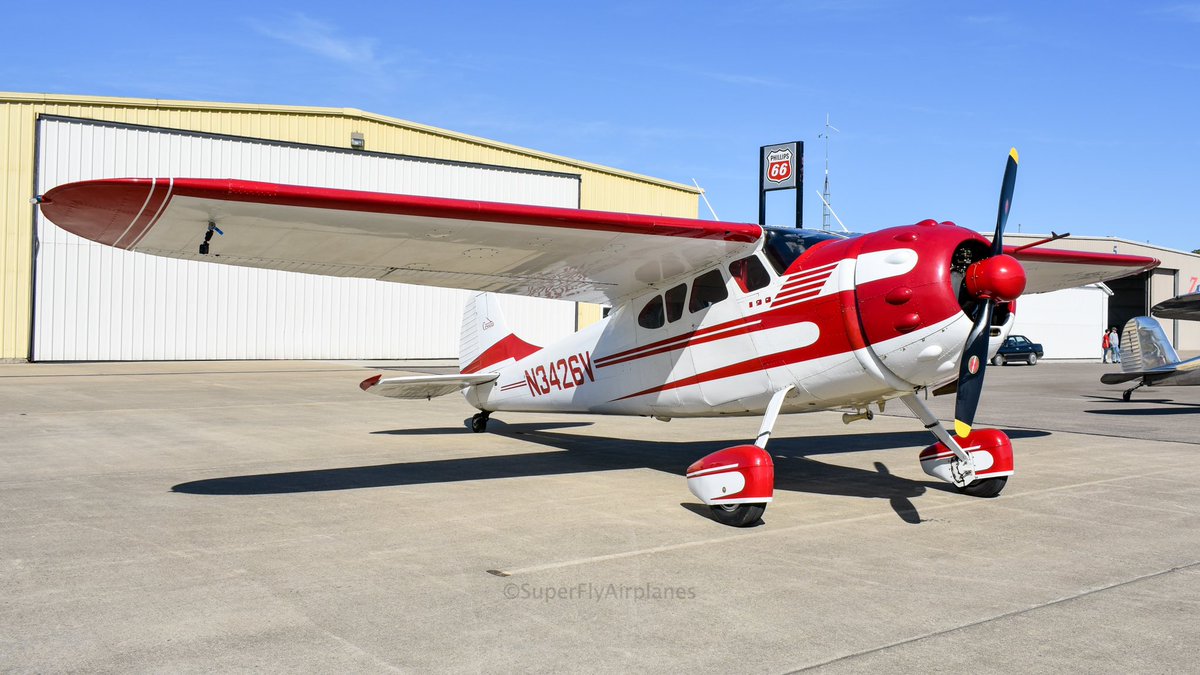 supflyairplanes's tweet photo. A 1948 Cessna 190 #N3426V #Cessna190 #C190 #Cessna #ZanesvilleAirport #AirportFlyIn #GeneralAviation #AvGeek #Planespotting #Aviation #Airplanes #RampViews #AirplanePhotos https://t.co/4EEUHmmWeN