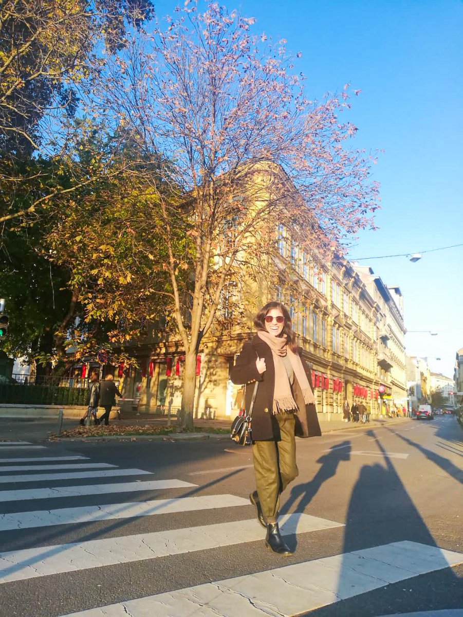 Who else is also obsessed with the everything leather trend for this Fall Winter season? Go take a look on my latest post and check out my leather pants edit! #fblogger #ootd #leatherpants # trend ow.ly/6q6k50Cl1EB