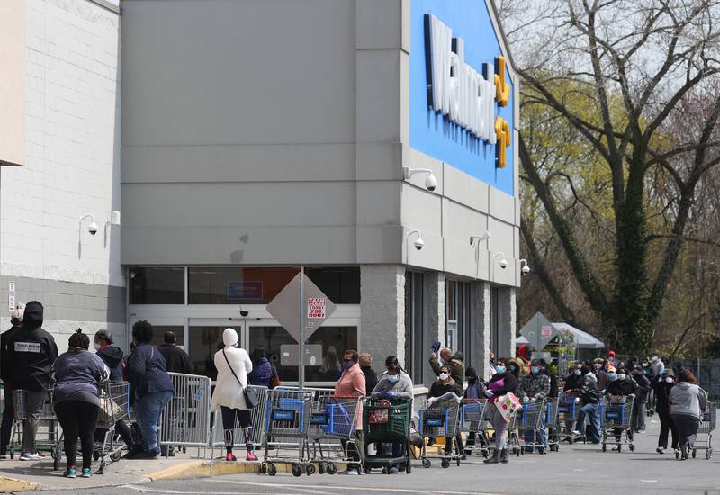 1055TheDove's tweet photo. Walmart has made the the move once again to limit the number of shoppers in the store to 20%. More online ordering and curbside pickup for you?
#Walmart #CDC #meteredshopping #limitcapacity #COVID19 #flattenthecurve #wearamaks
https://t.co/ndYAYYVB5X https://t.co/75tlspcqyY