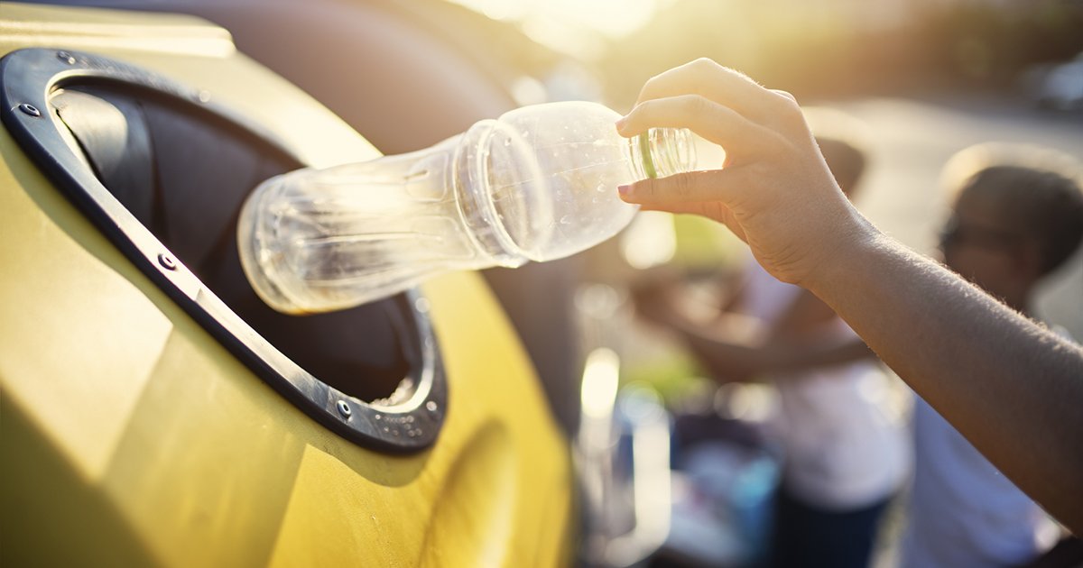 brockcoinc's tweet photo. It is #AmericaRecyclesDay, and at Brock, we are diligent in our commitment to #recycling and keeping the #earth clean. Remember, when you recycle a water bottle, take the cap off first. The caps are not recyclable!
.
#environment #takecareoftheearth #noplastic #green #earthhealth https://t.co/vKB3T2pSTe
