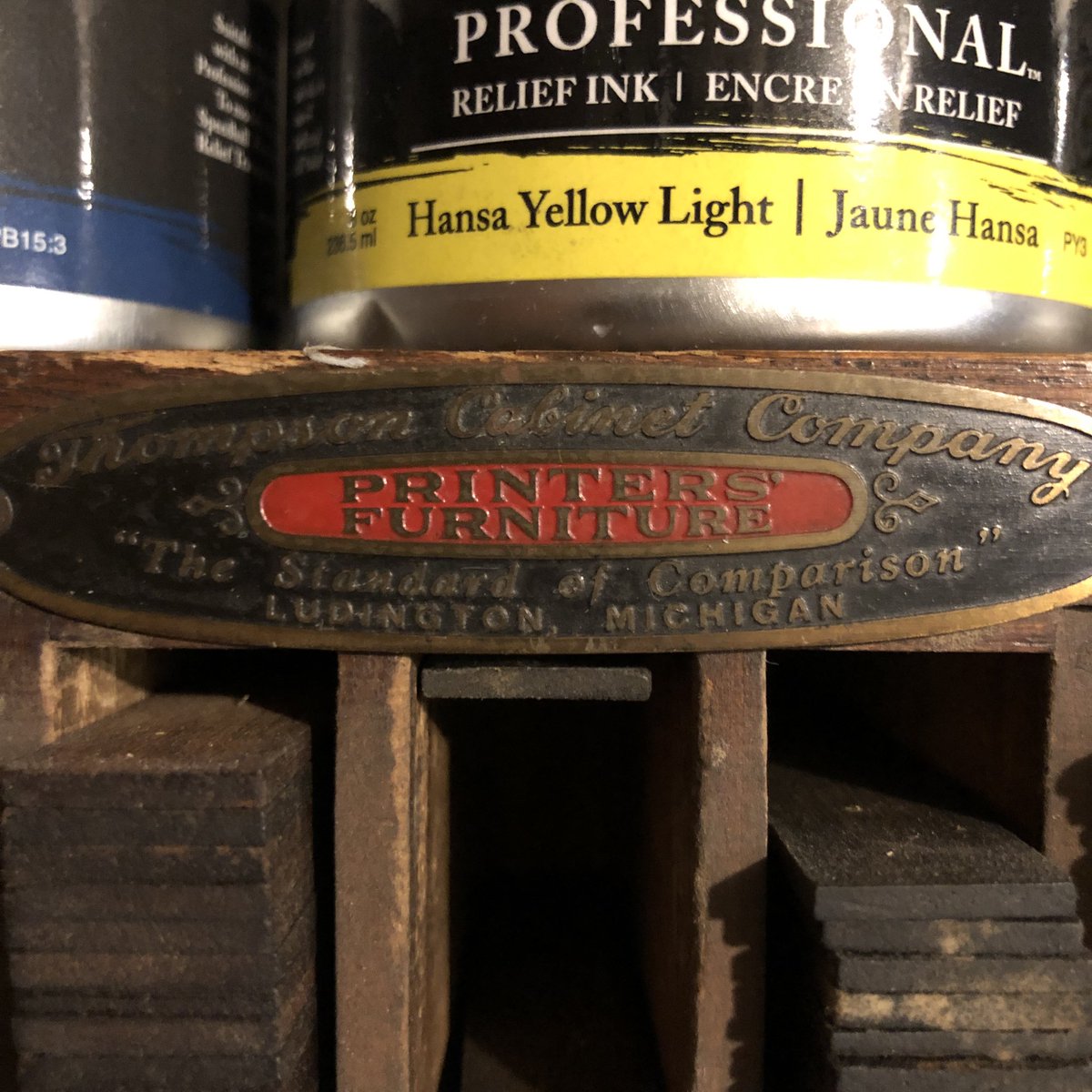 MDeSantisDraws's tweet photo. I hung my furniture cabinet on the wall next to my printing press (“furniture” refers to the wood spacers used to arrange stuff on the press bed). Let’s hope this never falls down! #letterpress #woodtype #printing #printmaking https://t.co/xv7z6haAHZ