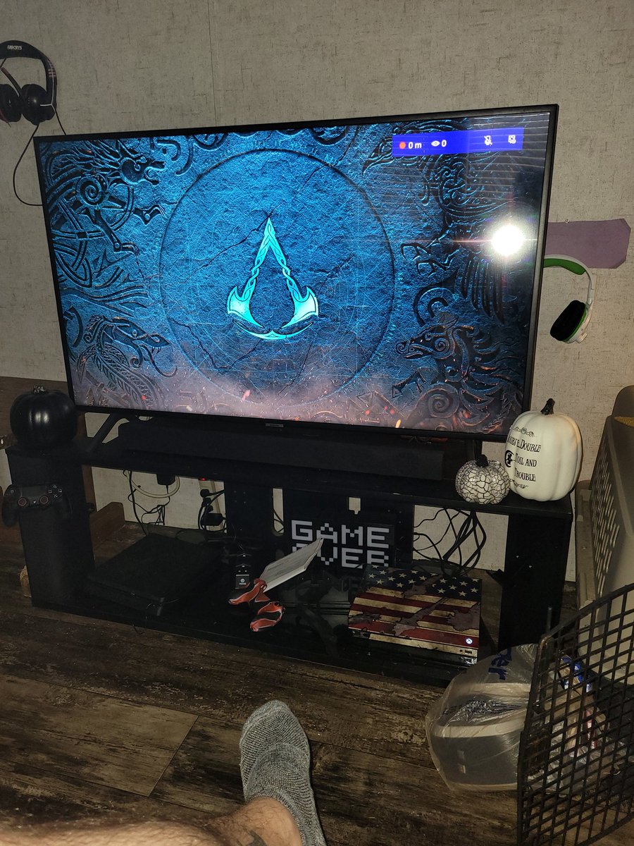 JCCHILLZ1's tweet photo. Twitch time baby https://t.co/uhE3tqGa2c #ACValhalla https://t.co/QBAzNevyty