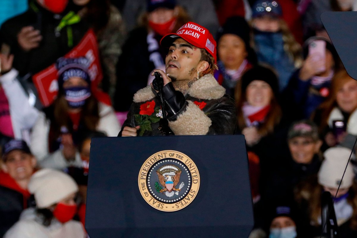 Complex's tweet photo. Lil Pump reportedly didn’t even register to vote, despite publicly backing Trump: https://t.co/srRHmg8u2I https://t.co/tplazvbYZ8