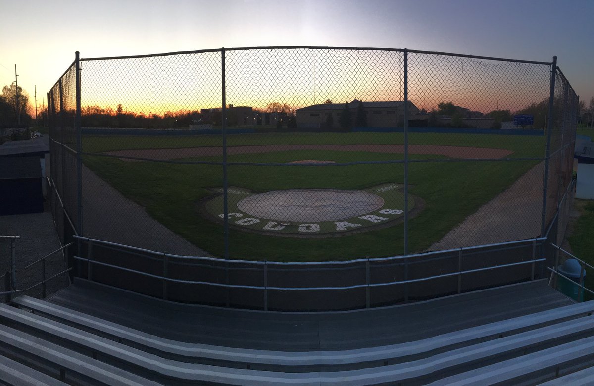 Bryce_Adams09's tweet photo. I am very excited and proud to announce my commitment to continue my academic and baseball career at the University of Saint Francis! I would like to thank my teammates, coaches, and especially my family! Go Cougars! @MillerBaseball  @USFBaseballCoug @IE_Baseball @PBRIndiana https://t.co/2RZbglnmb1