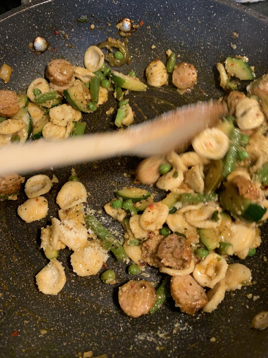 JaredCooksFood's tweet photo. #orrechiette with #italiansausage #mixedvegetables #jalapenos #parmesancheese #saltandpepper https://t.co/3NGQQlTJ0s