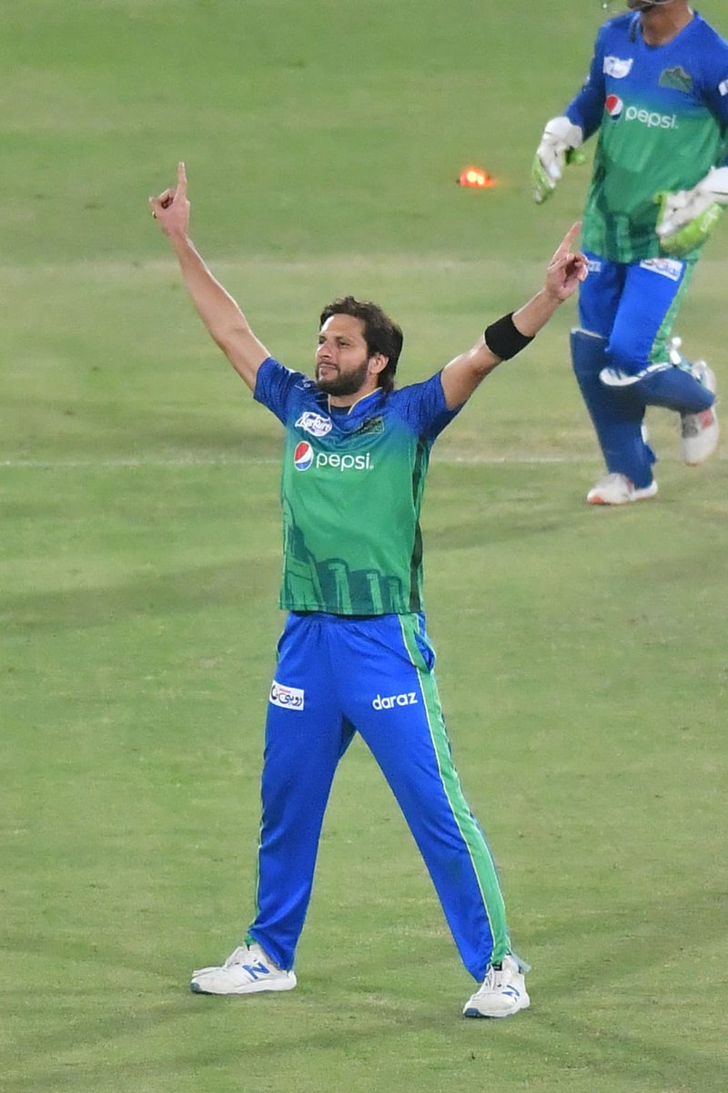 MuneebAhmad10's tweet photo. Lala's still got it - 4-18-2 

#PSL5 #LQvMS https://t.co/Cb3cB2iHic