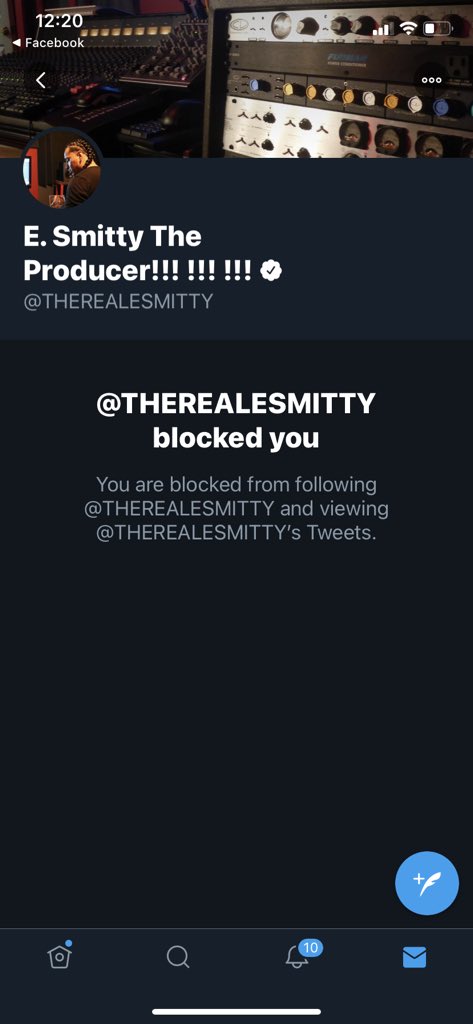 ArianaDMichaels's tweet photo. Apparently I pissed @therealesmitty
I don’t know what made them call me a sick person & then immediately block me but their loss
I’m so hurt, I’m gonna go cry bc some unknown Blue Check is transphobic https://t.co/j43hyP3c9C