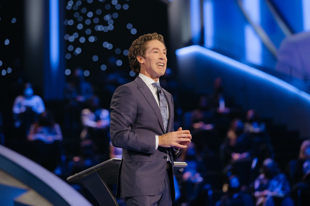 lakewoodchurch's tweet photo. Thank you for joining us online, we love and appreciate you so much! If you missed our services, find them here: https://t.co/Fl9uIy7c5v

#OverflowWithHope
#LakewoodChurch https://t.co/RCMcRwLZ8h