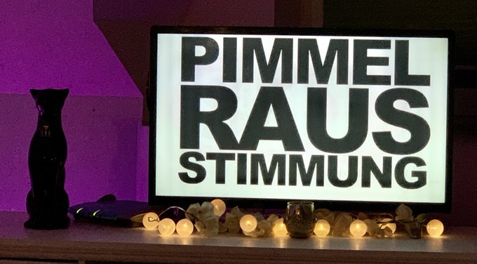 Na ? https://t.co/dNaLfn5hwm ... bis gleich https://t.co/nQF9lwd4Wv<a href="/tag/kommtallegutindieneuewoche"class="tags"><span>#kommtallegutindieneuewoche</span></a><a href="/tag/geilistwasgefael"class="tags"><span>#geilistwasgefael</span></a>
