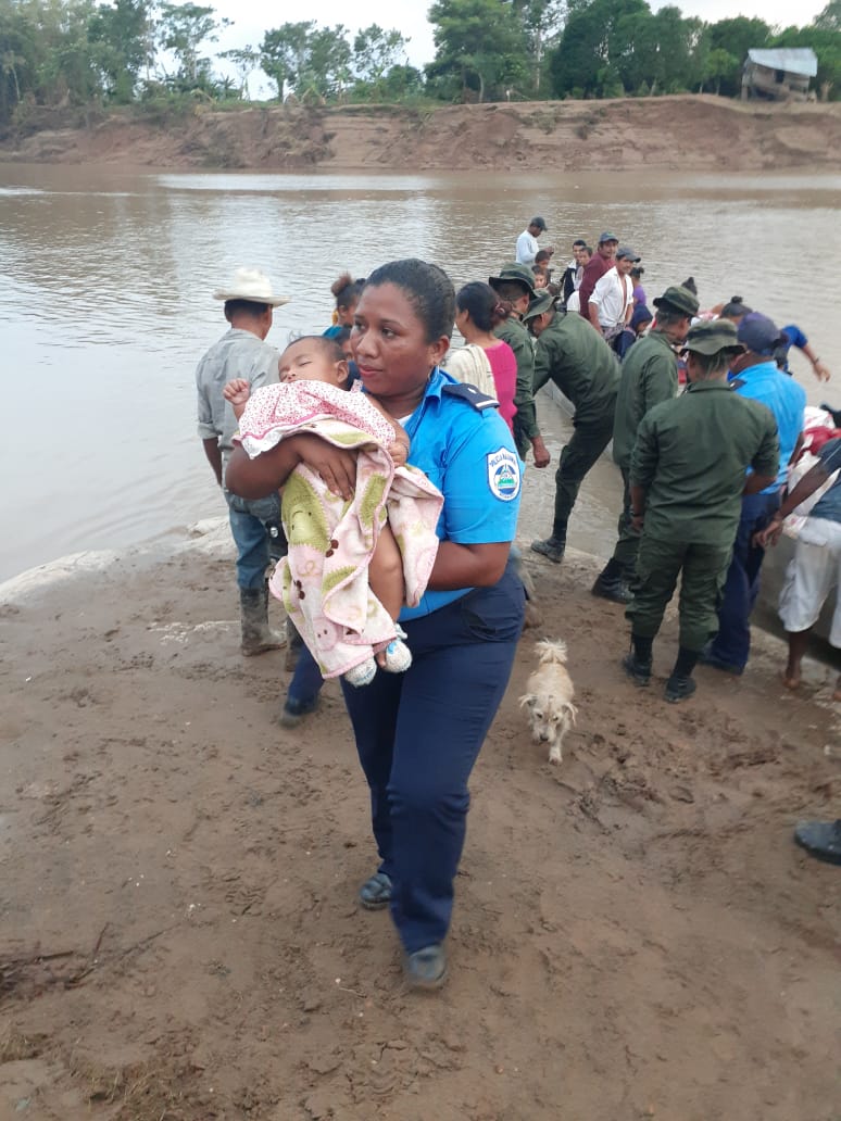 RubenFlorVilla's tweet photo. Nuevamente, en un mismo mes #Nicaragua  enfrenta otro #Huracan #Huracanlota
Que es lo que hace tan fuerte a Nicaragua? Sin duda su capacidad Organizativa y ser un #Pueblo muy trabajador.
 #InsurreccionDeLaEsperanza  #DanielMiPresidente2021
@HKatherineC  @javierliberado @TPU19J https://t.co/DowPWyZo1T