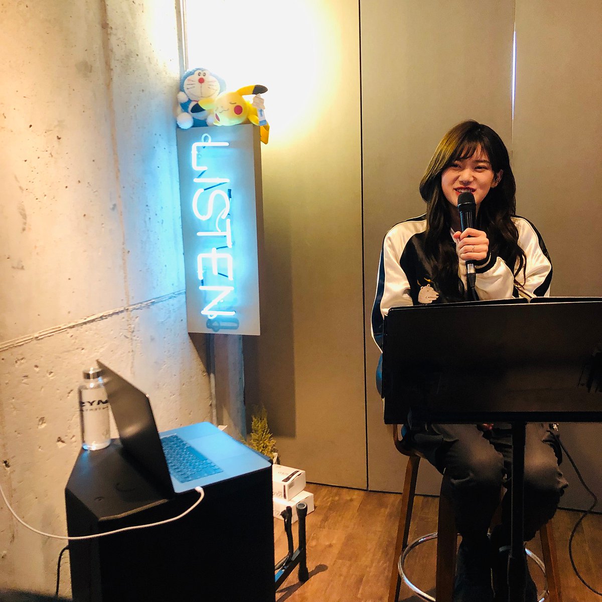 kimtheminseo's tweet photo. #minSCHEDULE
📌 17th November 2020
LISTEN STAGE 19.30 PM KST
📌 18tg November 2020
Jung Eunji's KBS Gayo Plaza 12.00 PM KST https://t.co/MtfZbYOqGw