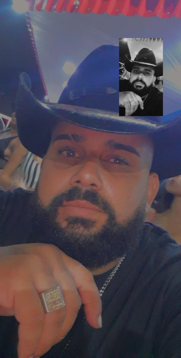 Gruch95's tweet photo. Só pq não posto mas nada aki rs
Troquei o carro rebaixado por um cavalo branco 🤠 https://t.co/VZfcKWXyiU