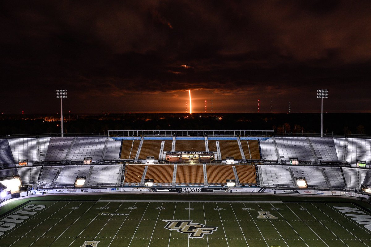 UCF_Football's tweet photo. Reach for the Stars, #Crew1 πβ¨ https://t.co/5VyH7wKN5v