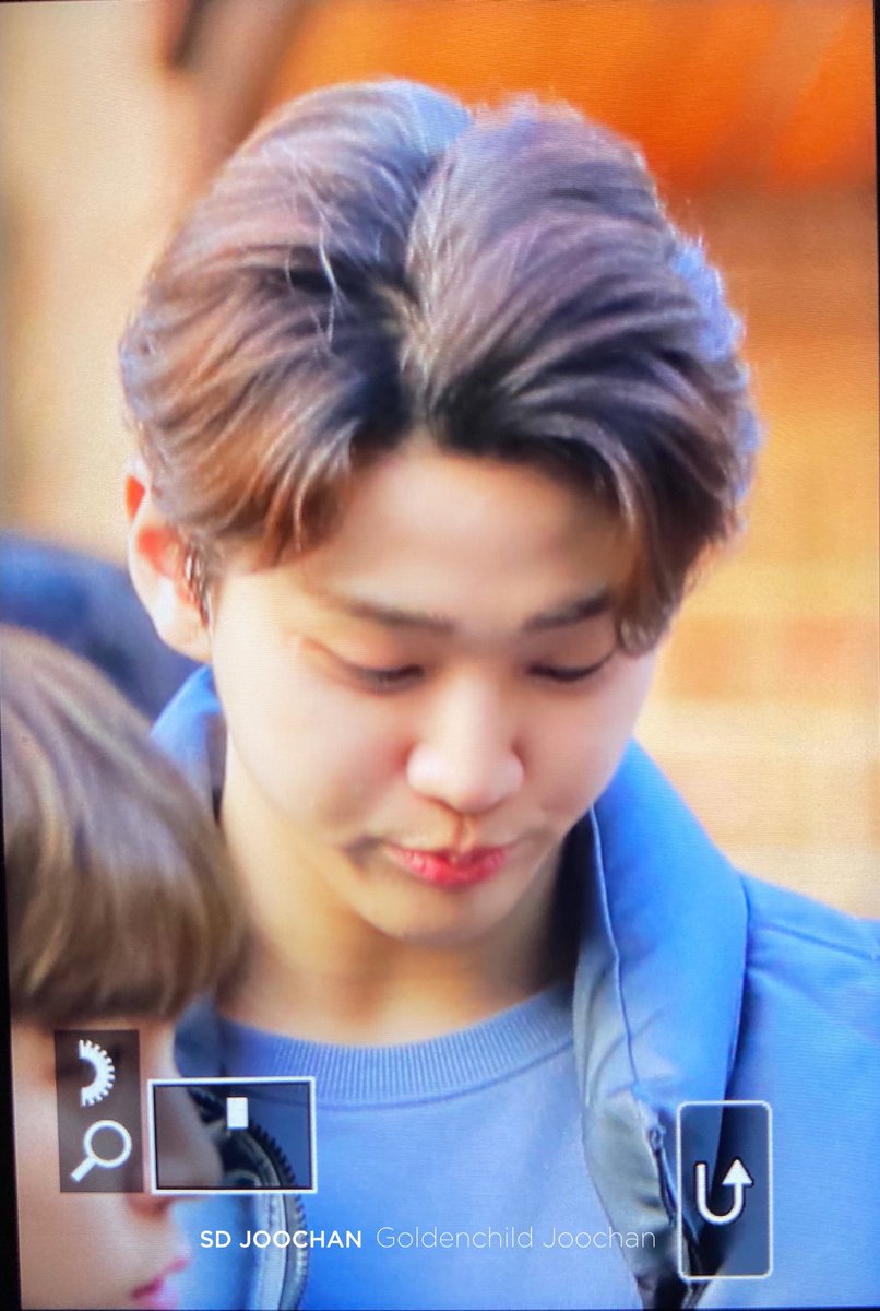 joochan pouting a small thread;