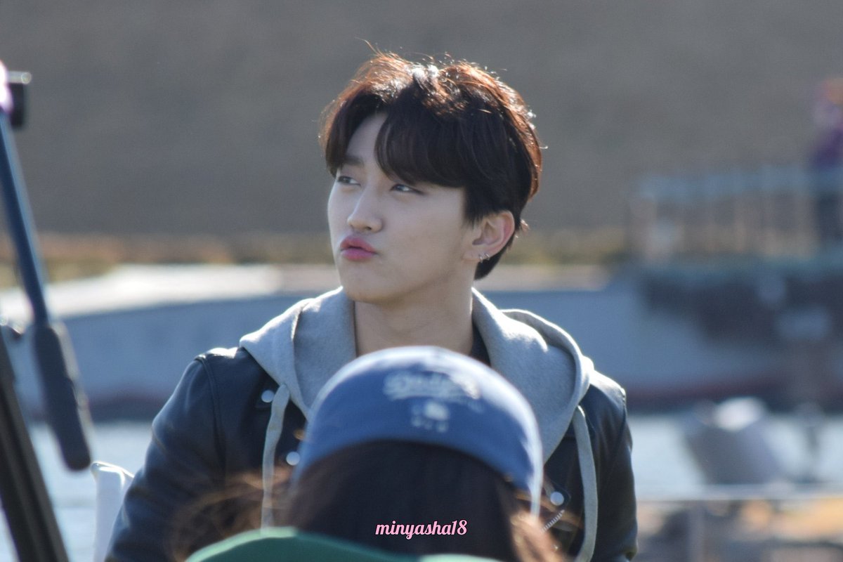 joochan pouting a small thread;