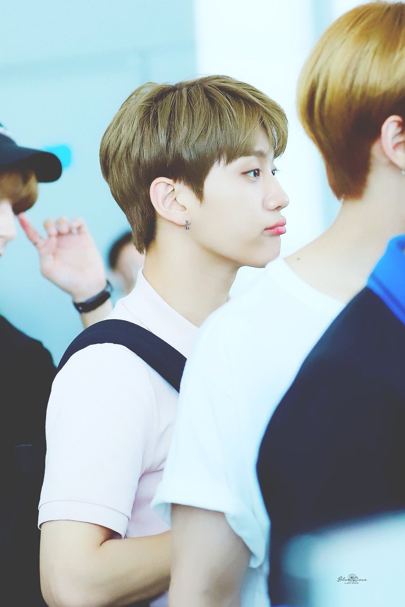 joochan pouting a small thread;