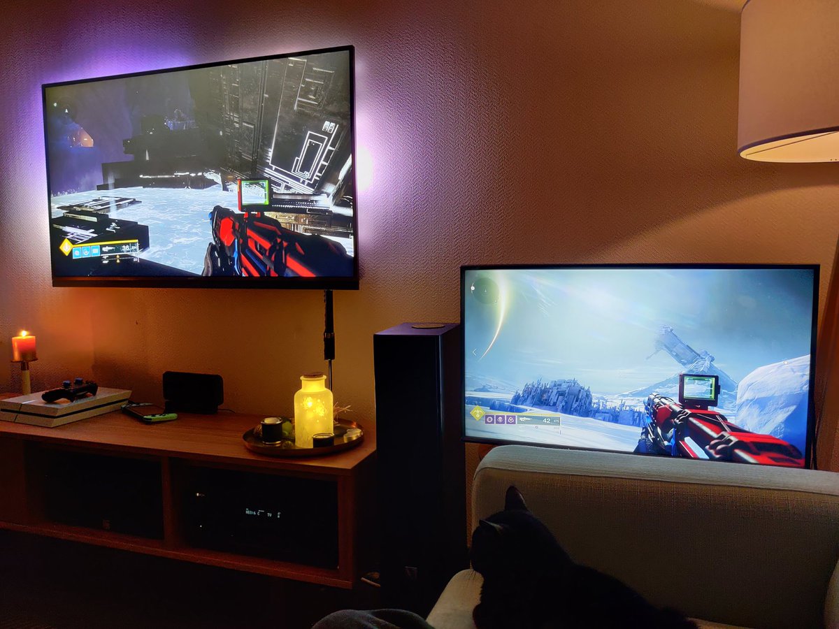 Lotteh_'s tweet photo. Lockdown #2 is een goede reden om te beginnen met #Destiny2 #BeyondLight #GuardiansStayHome https://t.co/m0miiwNBLV