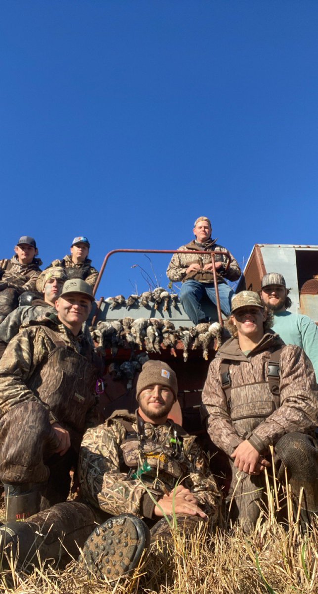 huntk_tanner2's tweet photo. 8 man limit this morning! https://t.co/Tep0RfAIfO