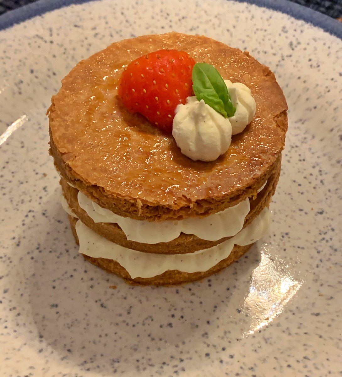 frivoliteabakes's tweet photo. Mille Feuille with strawberries macerated with lemon and basil and a mascarpone cream #puffschool https://t.co/Q0bBTzZMVL