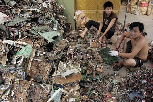 А есть тут продавцы компьютерных комплектующих и фото-техники? Есть заказ (большой). Геморроя много, маржа, скорее всего, маленькая, но безмерная благодарность и благословение на счастливую жизнь прилагаются. Герои - пишите в личку! За неистовый rt плюсик в карму вне очереди!