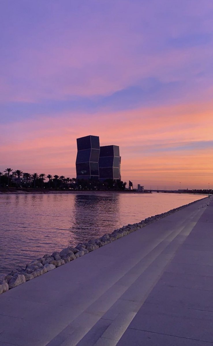 _alghaliaaj's tweet photo. type ‘sunsets’ in your camera roll and share 4 pictures 🌅 https://t.co/UCmESzqAJE
