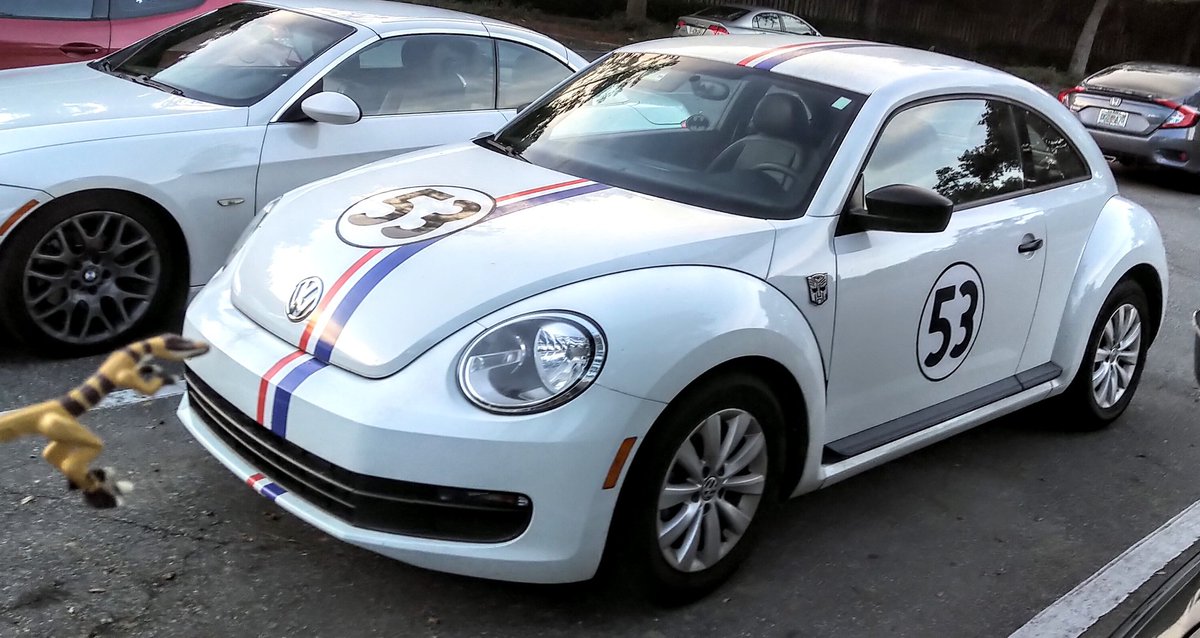 LittleDeino's tweet photo. Herbie is an Autobot? https://t.co/jrgCyWKCmN