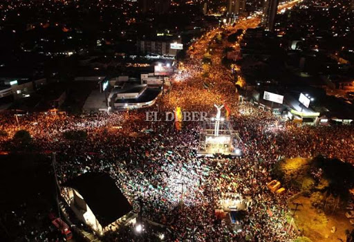 the citizens took notice and got up with indefinite unemployment. The entire country was detained for about 21 days, there were confrontations and the MAS government itself defended that there was no fraud and that everything they did was useless. (1 million Bolivians collected)