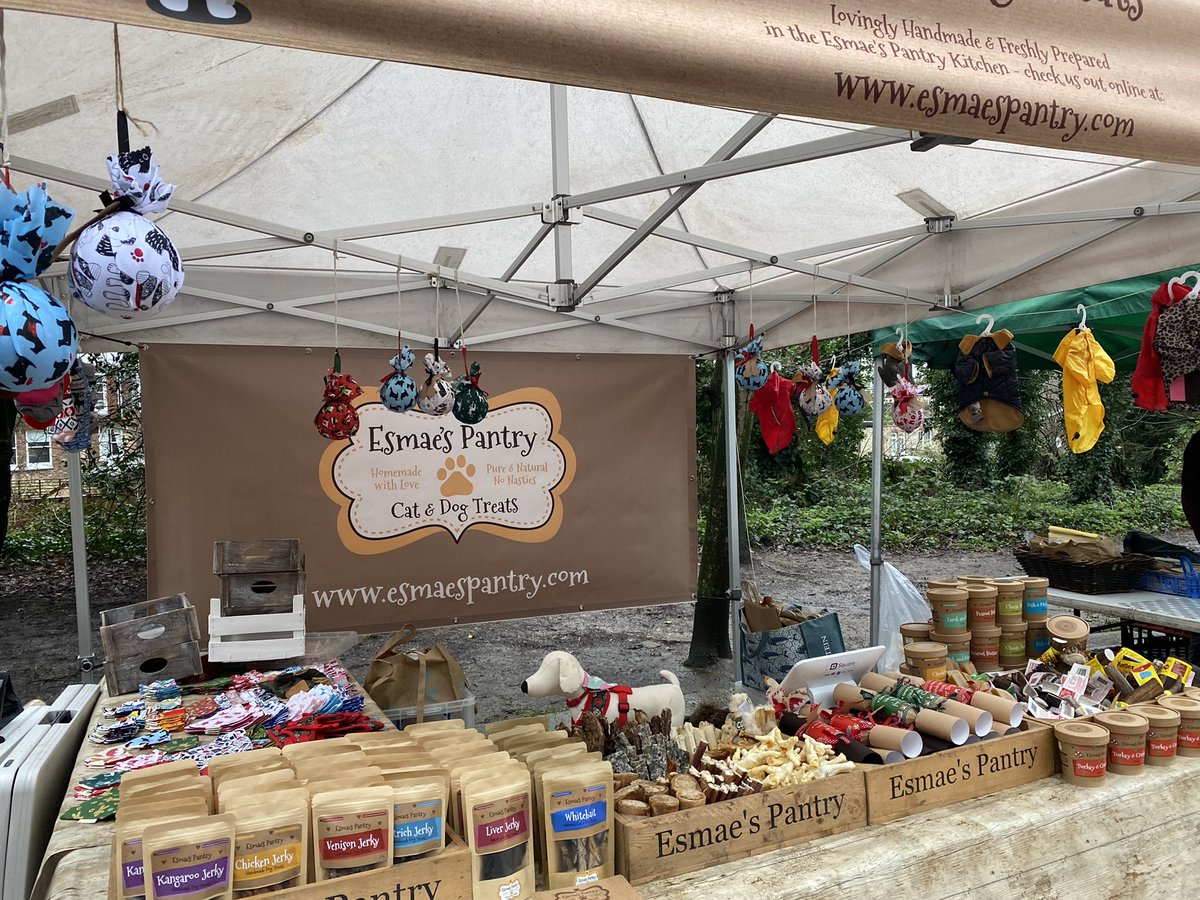 EsmaesPantry's tweet photo. Exciting News...... we will be bringing our fantastic Christmas range (plus all the yummy everyday treats) to The Stroud Green Farmers Market. We will be there on the 6th, 13th and 20th of December! Would love to see our regulars and look forward to making new friends! https://t.co/wsFpJHLsxa
