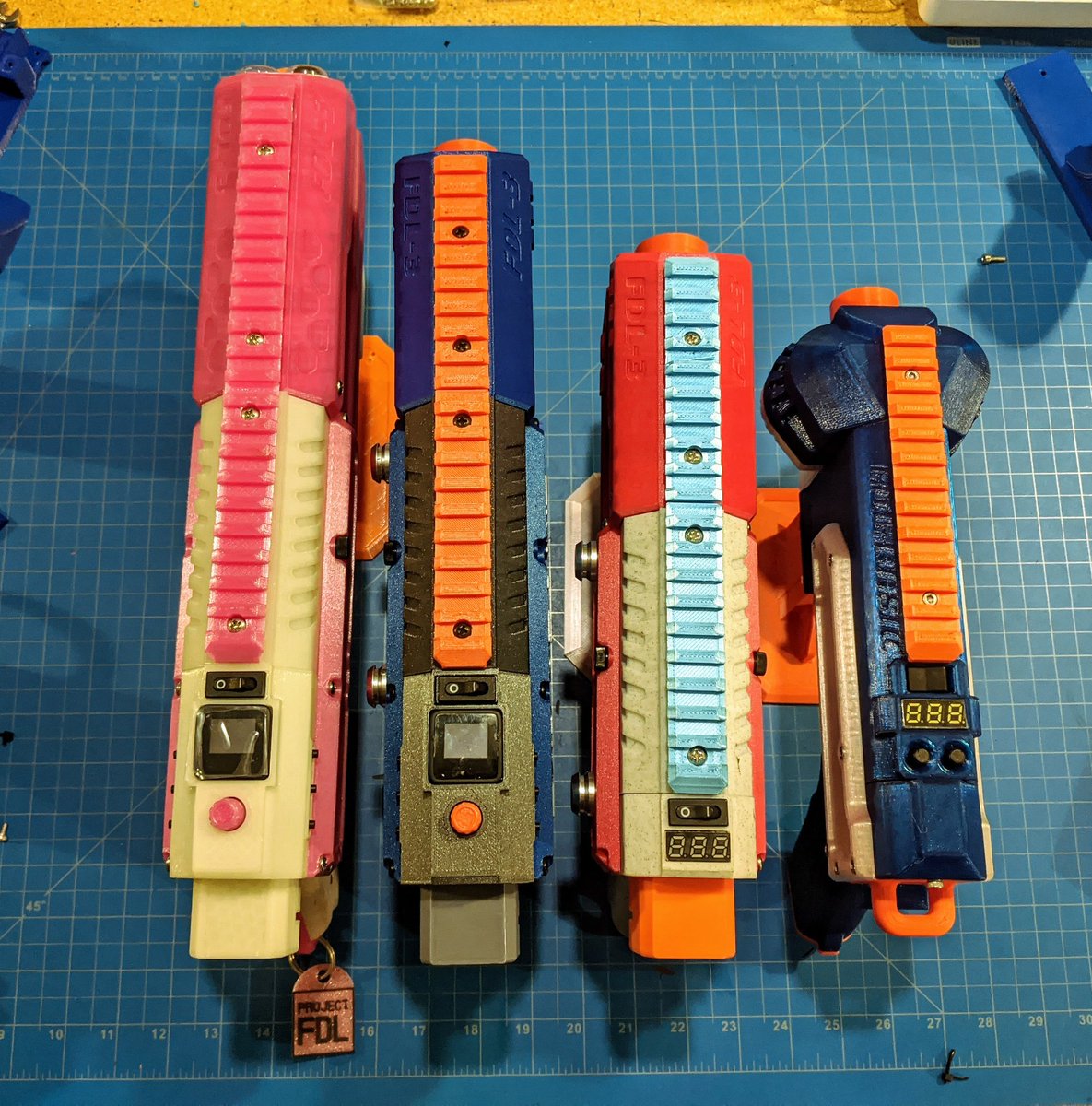 The new hotness, FDL-Basic. Minified and simplified while still packing a punch. Printed in <a href="/PrintedSolid/">Printed Solid</a> Jessie Blue Ice, <a href="/AtomicFilament/">Atomic Filament</a> clear PLA, <a href="/Proto_pasta/">Protopasta</a> / <a href="/projectfdl/">Project FDL</a> safety orange.