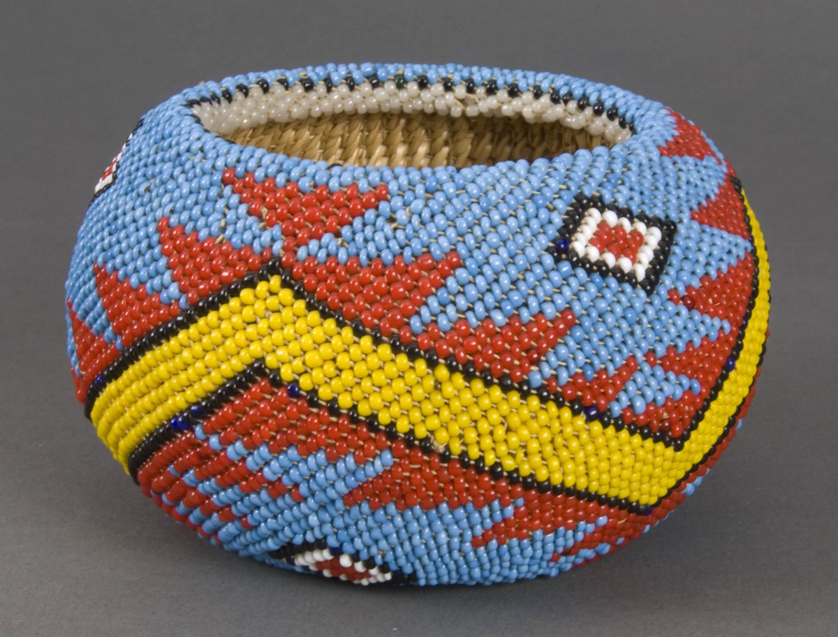 YosemiteNPS's tweet photo. Baskets served many purposes in the lives &amp; culture of Yosemite’s first peoples. Basket weaving is an art that is still practiced today, with techniques passing down from one generation to the next. Explore the virtual exhibit: https://t.co/gYNobdYFGv #NativeAmericanHeritageMonth https://t.co/yS6NMwQAeN