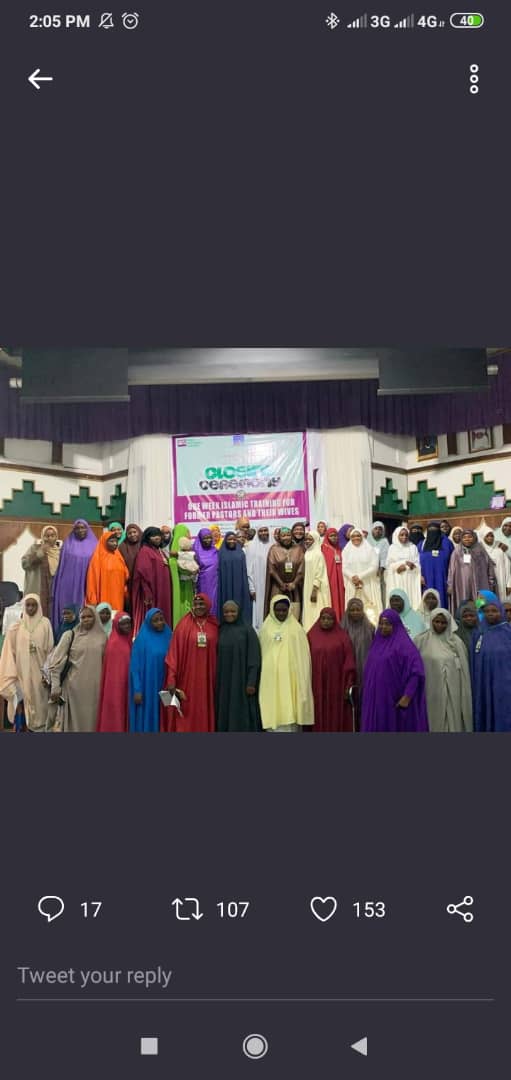 ISLAMyte's tweet photo. Alhamdulilah. Closing ceremony of One week islamic training for former pastors and their wives... May Allah keep them on the truth ameen. Make dua for them https://t.co/w23C0a67ZE
