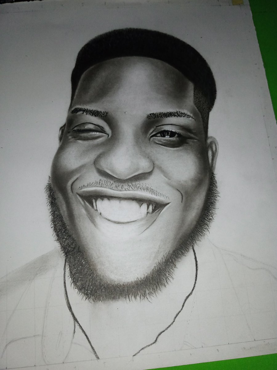 NelsonAmadi15's tweet photo. Hi guys its your favourite artist nelsonart_.
Smile; we got through the end of today all Glory to God 😊 https://t.co/Ty4070edaB