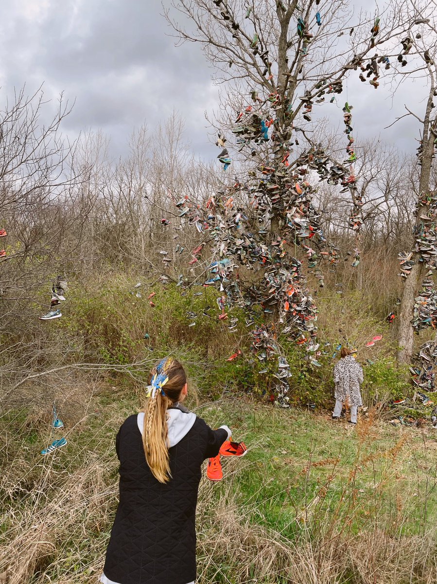 The end of an era ⭐️ Couldn’t be more thankful for the past 4 years of cross country at Sandburg! Sad to toss up my final hs XC spikes today. This program &amp; these teammates have truly LEFT A LEGACY on my life!! <a href="/SandburgXC/">Sandburg Girls XC</a> <a href="/EaglesAthletics/">Sandburg Athletics</a> <a href="/jltyrrell8/">Dr. Jennifer Tyrrell</a> #WinTheDay #EliteDaily