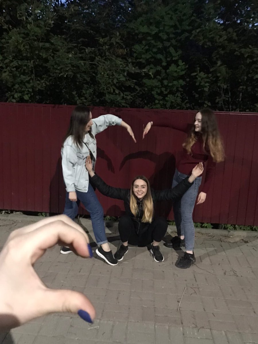 Sandaycute's tweet photo. Ахахахах, это должно было быть сердечко https://t.co/cnIMiG1xtJ