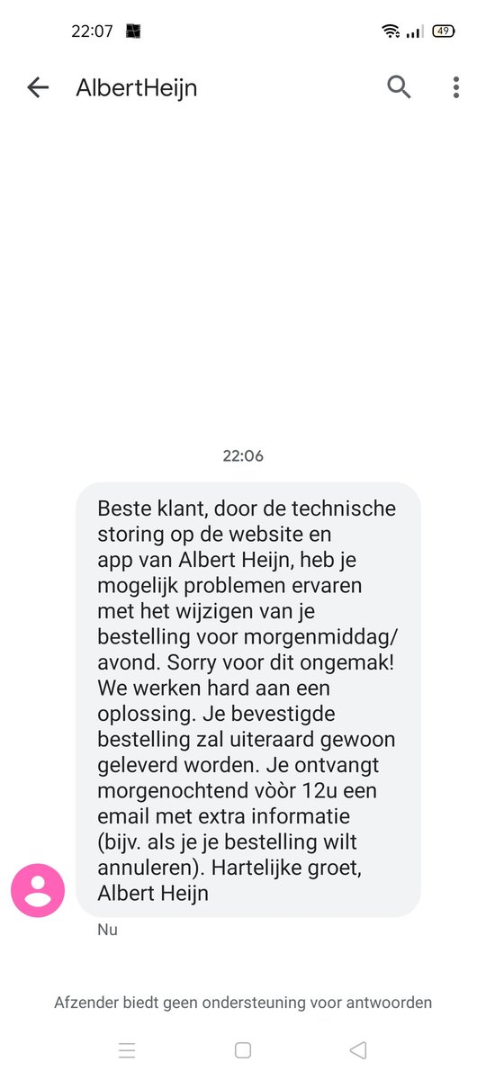 M_vd_W_R's tweet photo. @suussmits @Joramraams @albert_heijn Het eerste persoonlijke contact van @albertheijn  mbt mijn bezorgmoment morgen, alleen nu weet ik nog niks. Bezorgmoment lijkt in de app te zijn vervallen 🤷🏼‍♀️ https://t.co/rsrxCVAnHk