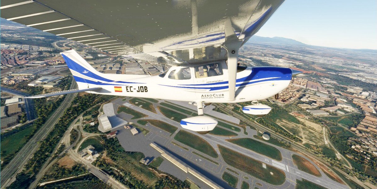 joanmr94's tweet photo. Una tarde de #domingo y #confinamiento más con @MSFSofficial y #fullATC en @IVAOES @IVAOAERO ✈️🕹Hoy LECN-LELL con este magnífico repaint de la #C172 EC-JOB del @aeroclubbs y @BCNFlightSchool 📸 https://t.co/VB5YFpRkgh