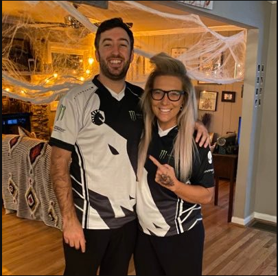 caseyfosterTV's tweet photo. oh happy belated bday @Twistzz 

your only getting started bud, keep it up! https://t.co/8e222hzRRc