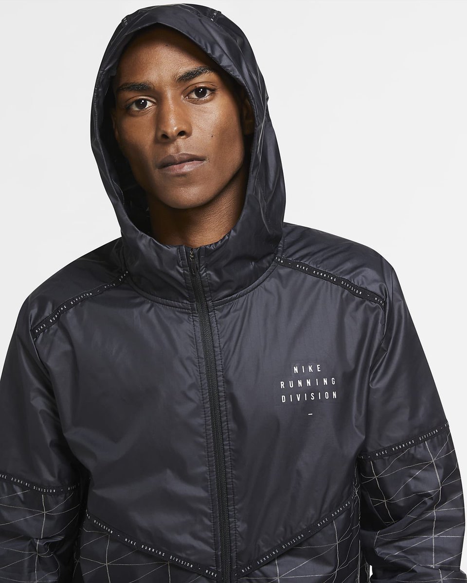Connect_Clo's tweet photo. 🔥 NEW SEASON.. Nike Flash Run Division ‘Black/Black’ 🥶
Details on this is mad 🤯 with weather resistant fabric to guard you from the winter weather
Priced at £114.95 FULL SIZE RUN AVAILABLE 
Style: CU7868-010
https://t.co/zSkw3J2Nly
#nike #flash #running #jacket #gym #run https://t.co/cYkX1JOZTc